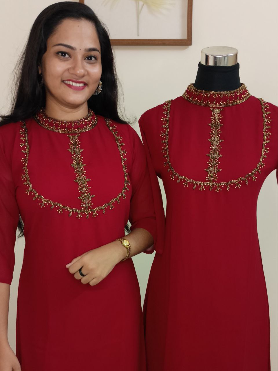 SC2240 - Solid Jewel neck Blooming georgette kurtis