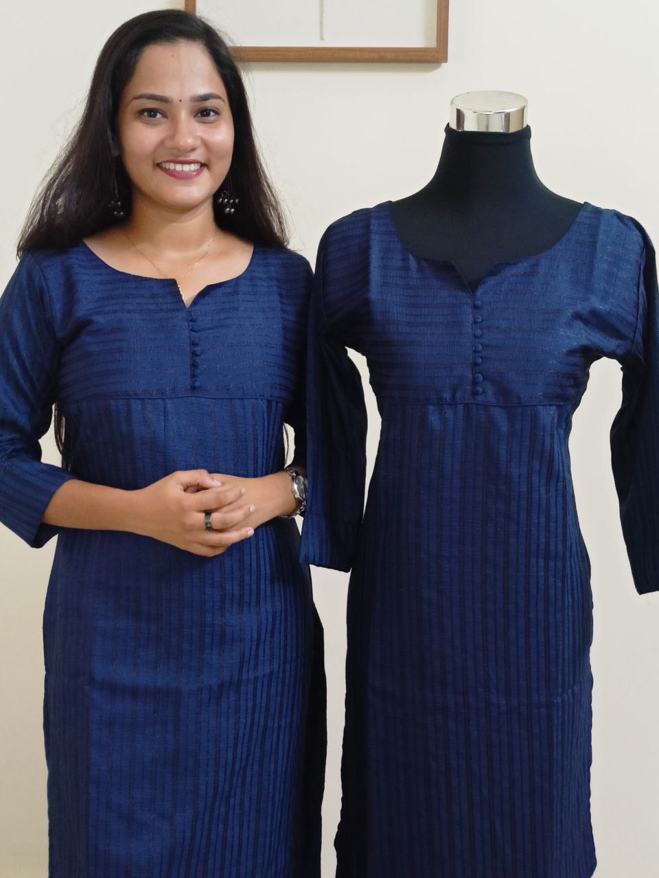 SC2304 - Midnight blue Partywear