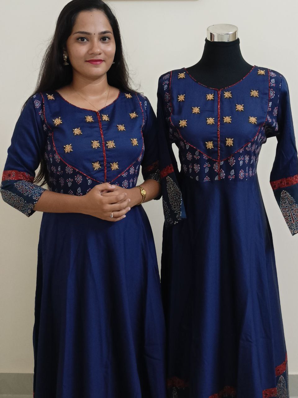 AR1208 - Premium Malai Cotton circle cut anarkalis